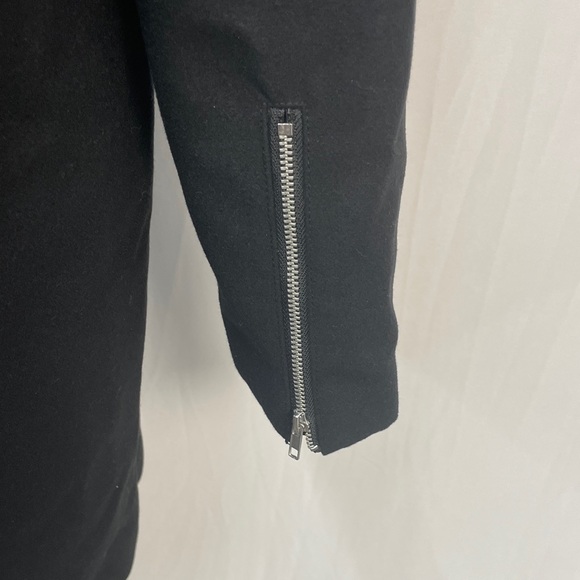 Fifth Label Open Front Black Overcoat, Oversized, Size Medium - Picture 5 of 11